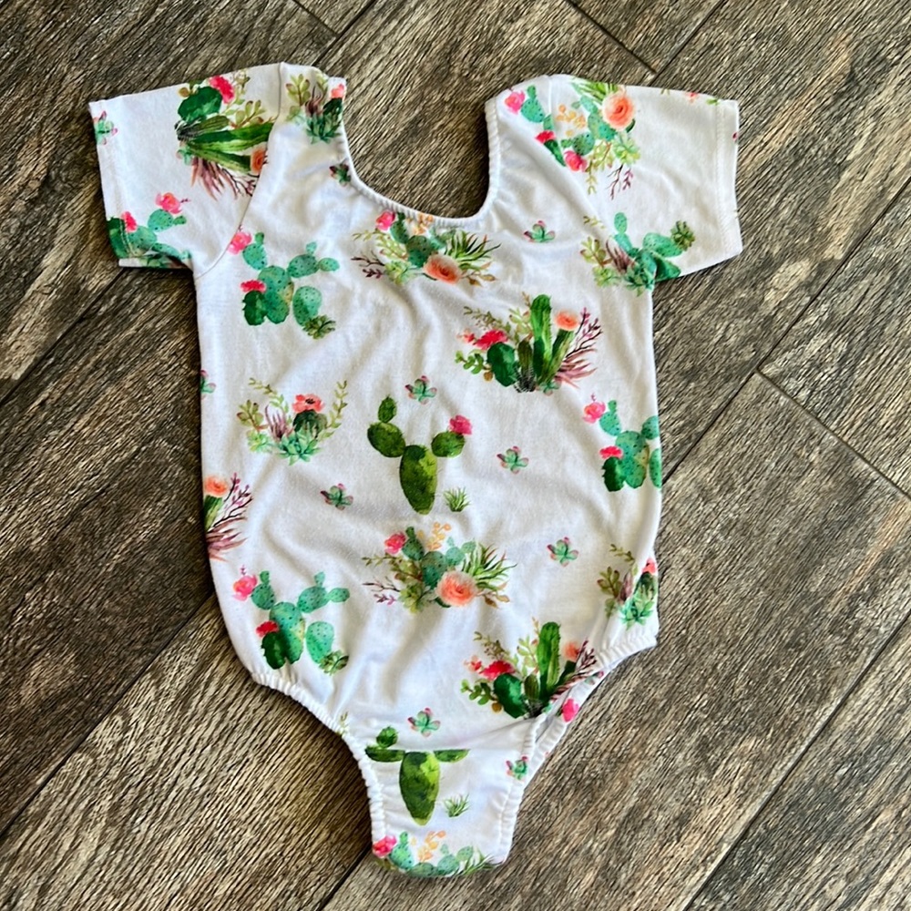 Xaria and co cactus Leo